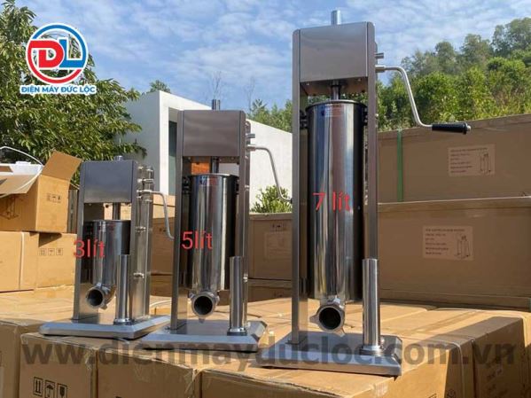 blog/nhung-dieu-can-biet-ve-may-lam-xuc-xich