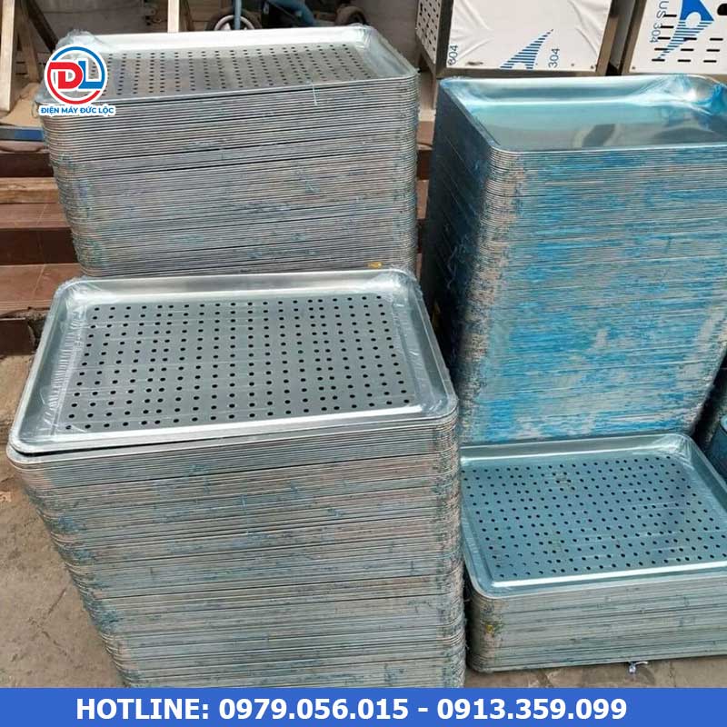 khay hấp của tủ hấp giò chả 